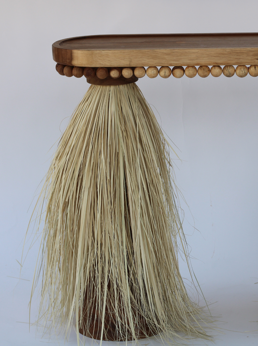 TEOKALI-themed stool made from parotta wood and palm leaves, reflecting traditional craftsmanship. Created in Morelia, Michoacán, México.